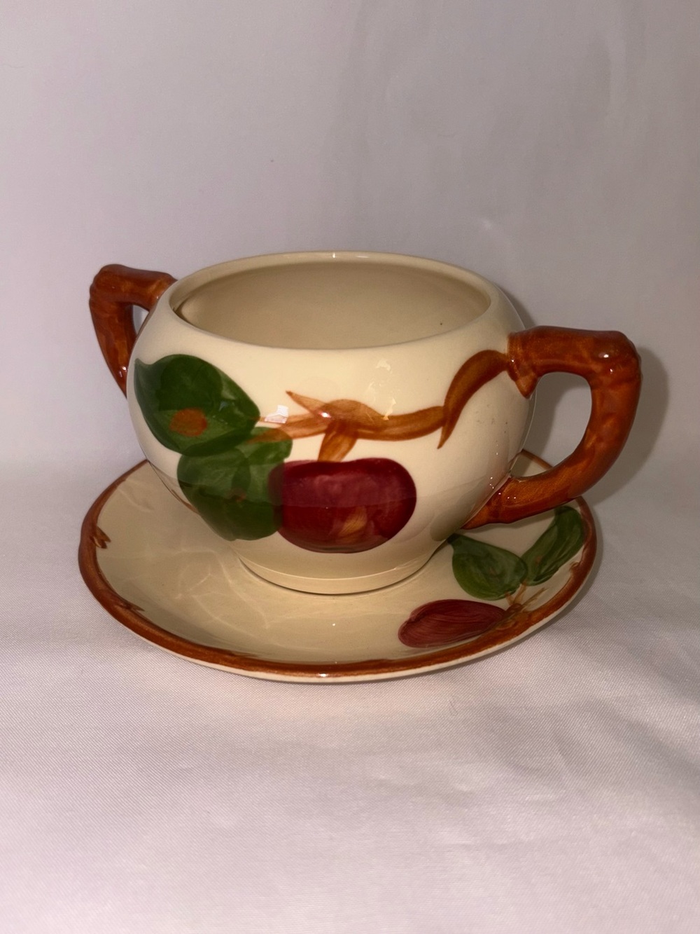 Franciscan Apple Vintage Sugar Bowl & Underplate Saucer Set Hand Painted USA